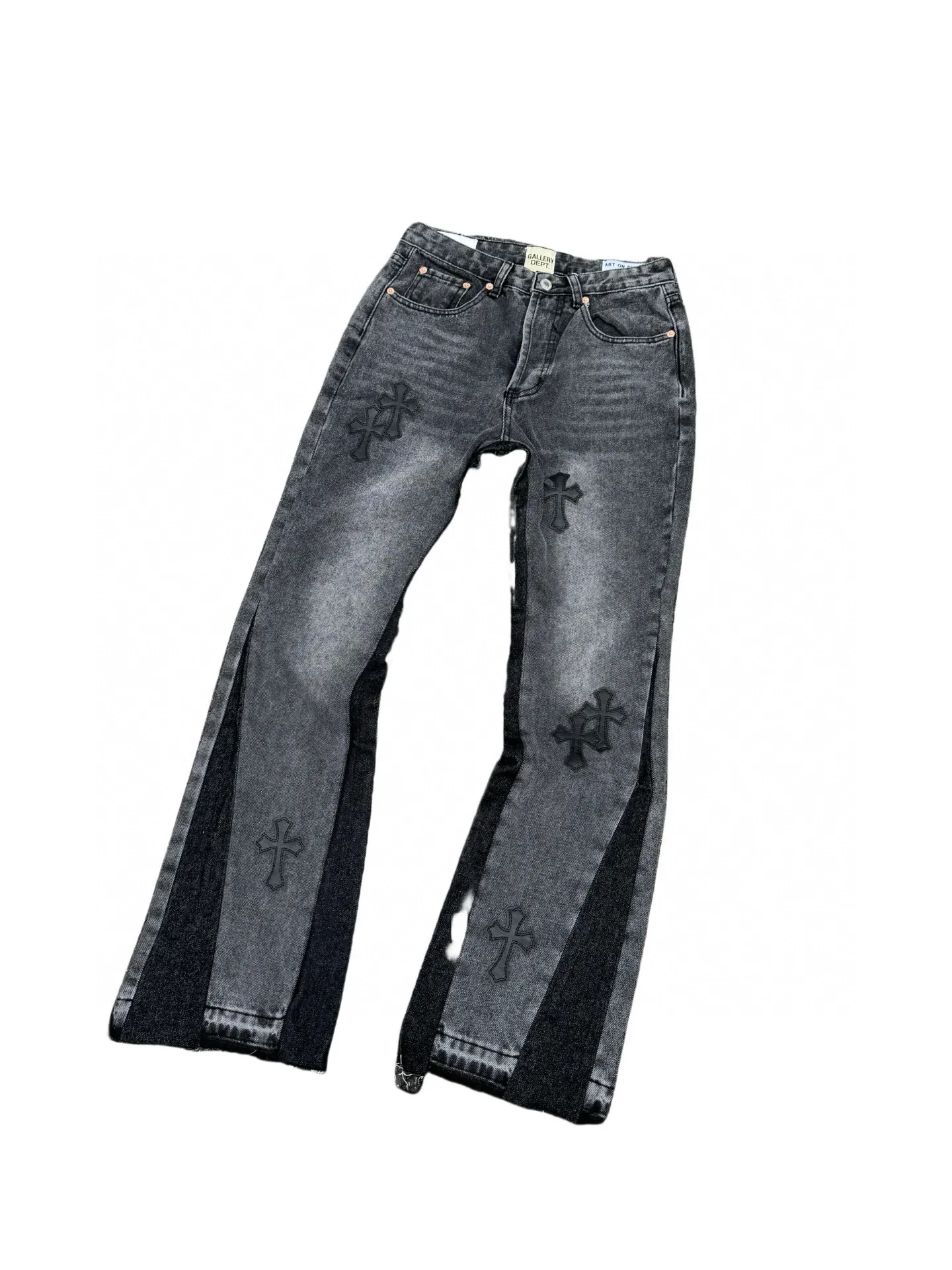 P260💰G99 GALLERY DEPT. Crow's leather cross denim bell-bottoms washed distressed spliced ​​jeans denim washing factory. During the process, the owner of the washing factory helped introduce a boss who once worked at Levi's OEM factory and then started his own business. This also paved the way for the following styles. Therefore, Levi's remodeled single product for the base plate is really familiar. Whether it is the fabrics supplied or the lathes used in production, there is nothing to choose from. -Color: Black -Size: S-XXL (corresponding to 28-36)